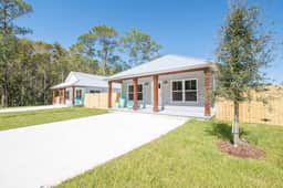 The Palm Houses-2 Homes-Private Pickleball Court! - Image 2