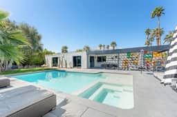 Pool & Hot Tub | Near Downtown | Free Parking - Image 5