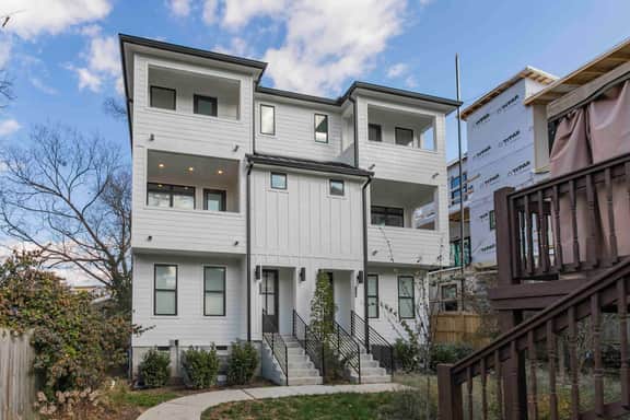 East Nashville | 2 Homes | Parking | Sleeps 16 - Image 3
