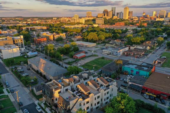 Downtown close*Walk to Germantown*Rooftop - Image 5